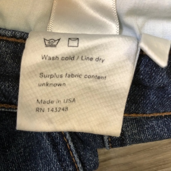 REFORMATION HIGH RISE JEANS SIZE 24 STRAIGHT LEG CROPPED RAW HEM STRETCH - Picture 7 of 10